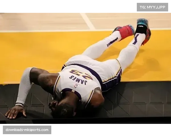 尼斯官方确认：队内头号射手莫菲因脚踝扭伤将缺席未来三周比赛